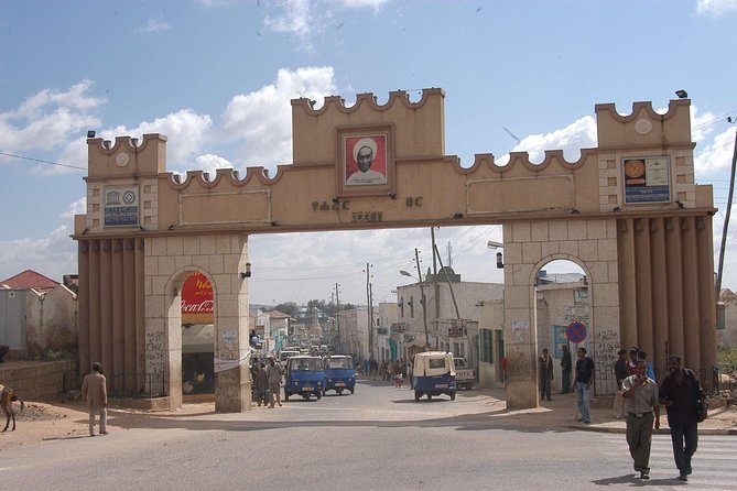 5 Days Tour to World Heritage–listed Harrar, Dire Dawa and Awash NATIONAL PARK - The long road toward Harar