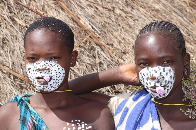 9 days Omo Valley Tribes and Photography Tour - Flying to Jinka and meeting the Ari community