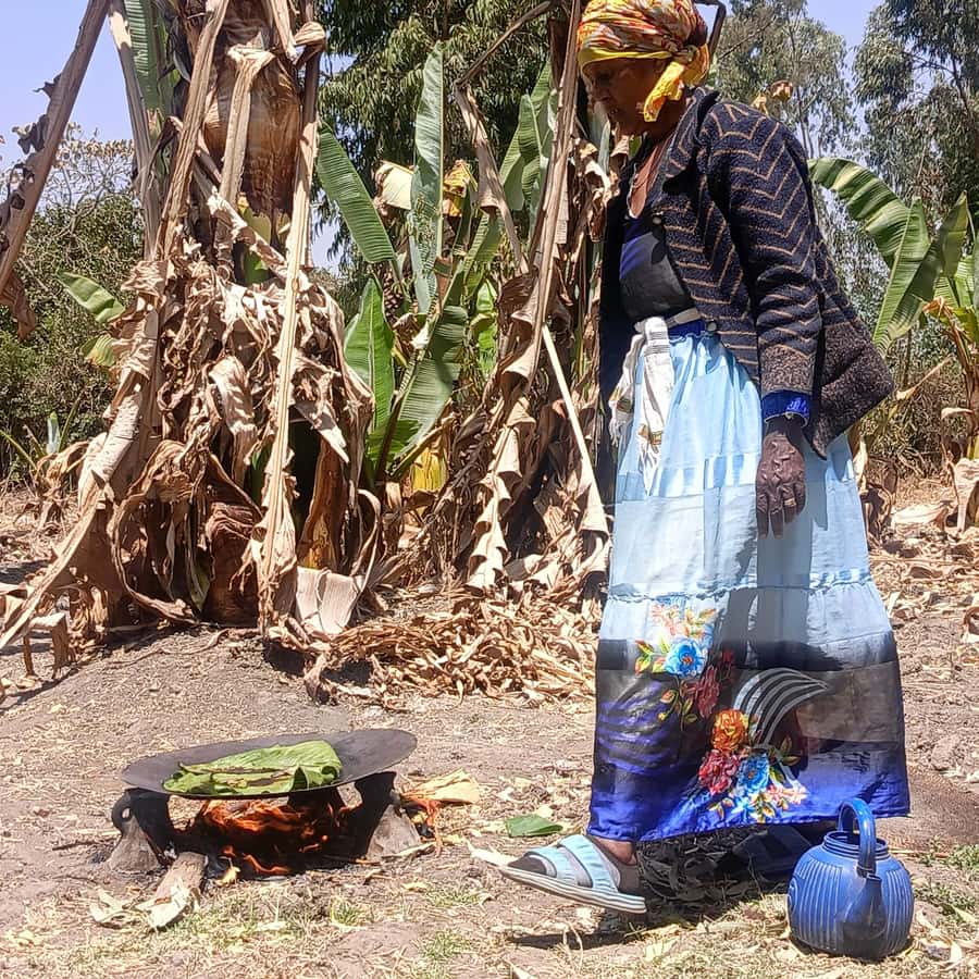 Adadi Mariam & Tiya Stelae Day Trip - Kocho, hot drinks, and a taste of local life