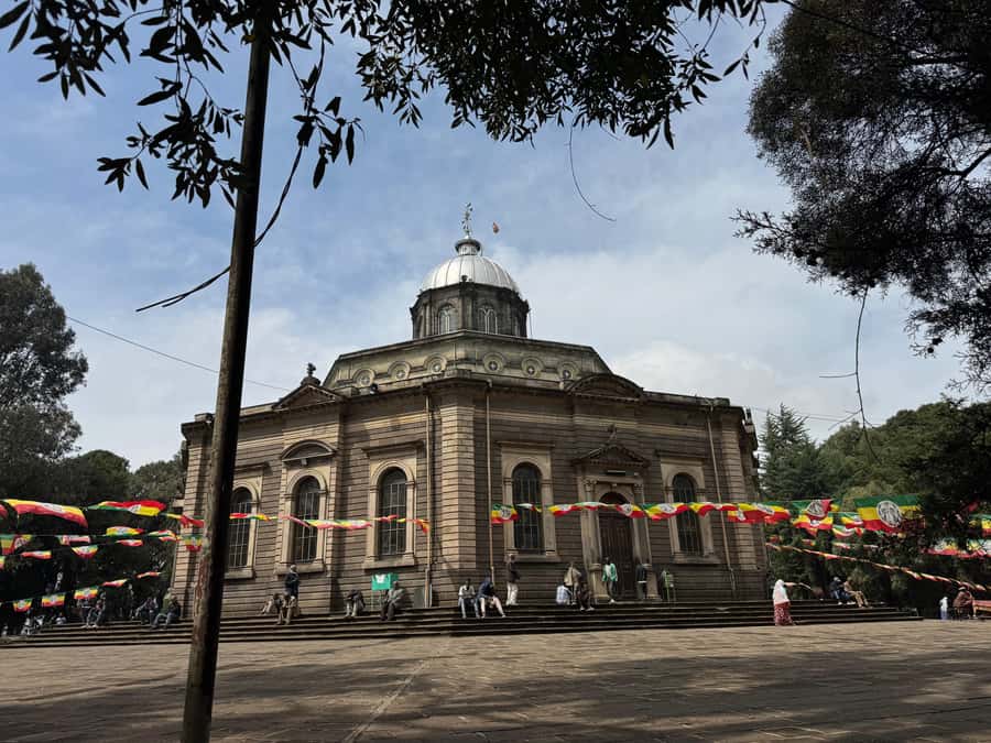 Addis Ababa: Mercato Market and Sightseeing Tour - The Ethiopian Space Science Society observatory
