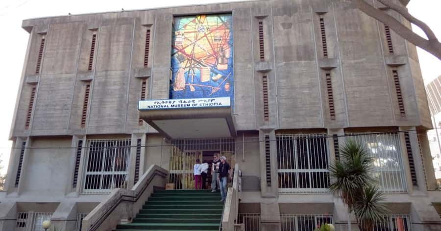 Addis Ababa: Private City Tour with Folkloric Dinner - Meeting Lucy at the National Museum