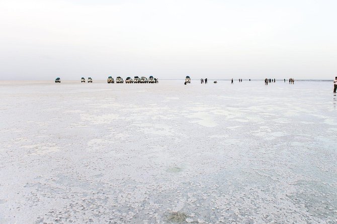 Danakil 3 days tour - Day three: salt workers, Dallol, and Lake Assal