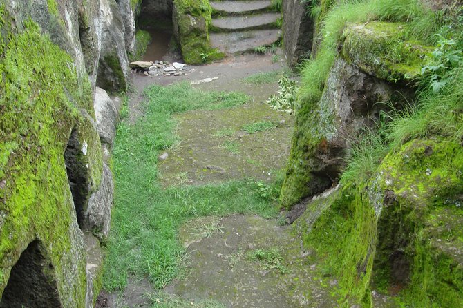 Day trip to Adadi Mariyam, Tiya and Melka kunture - Adadi Mariam, the rock-hewn church