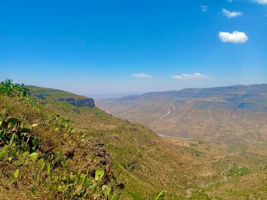DebreLibanos & Portuguese Bridge day trip from Addis Ababa - Leaving Addis Ababa for the highlands