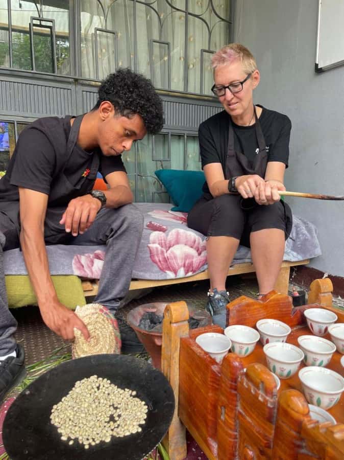 Ethiopian cooking class - Why tasting as you cook improves the lesson