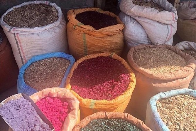 Ethiopian Culinary Tour - Market, Food, Coffee Ceremony & more - Making injera with local cooks