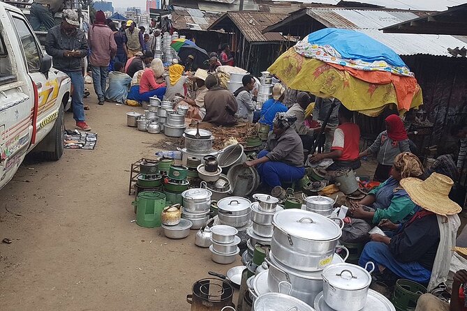 Go wheretheLocalsgo, Eatwhat thelocalseat!open Market&More Tours - Why this private Addis Ababa food tour works